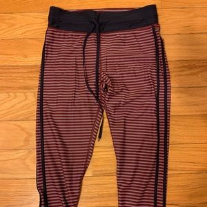 The Upside crop leggings